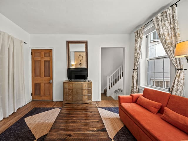 Image of Living space #4