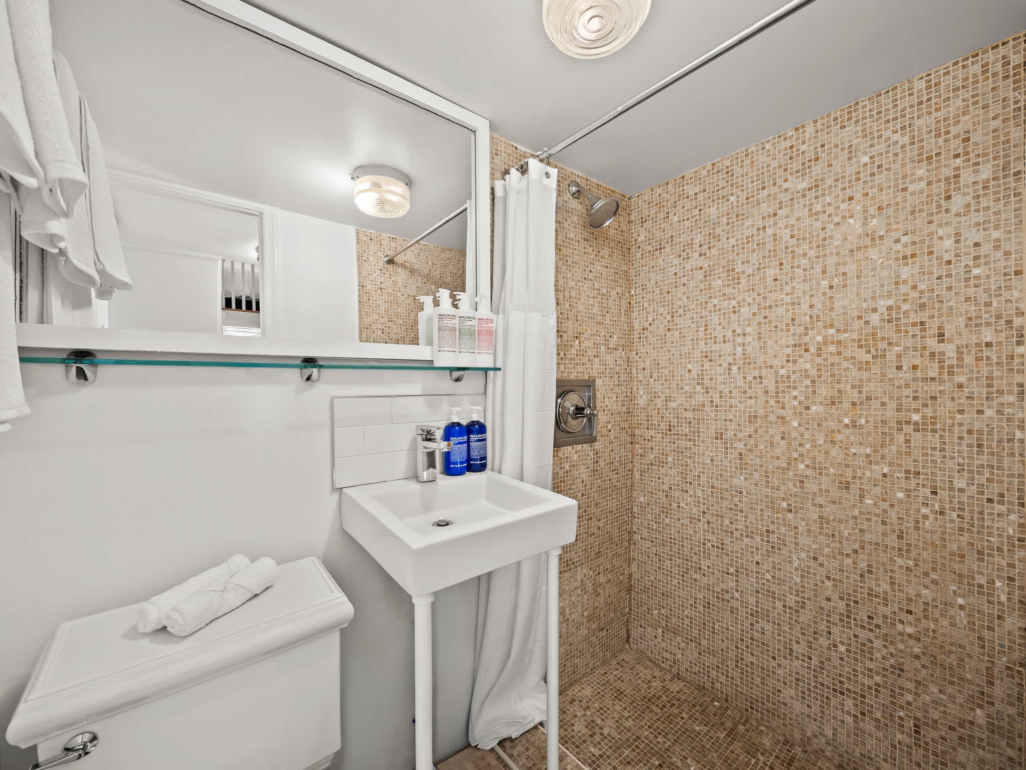 The Bishop Suite | West Village | Three-Level Suite with Fireplace photo 10