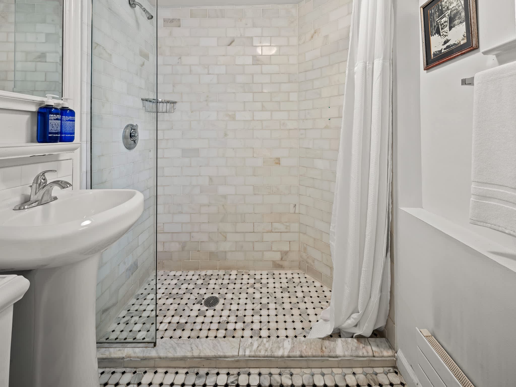 The Garden Suite | West Village | Apartment w/Private Garden photo 15