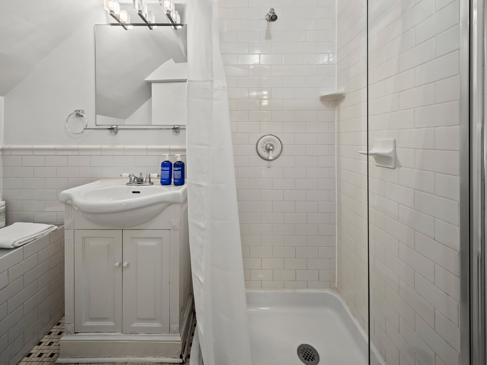 The Garden Suite | West Village | Apartment w/Private Garden photo 11