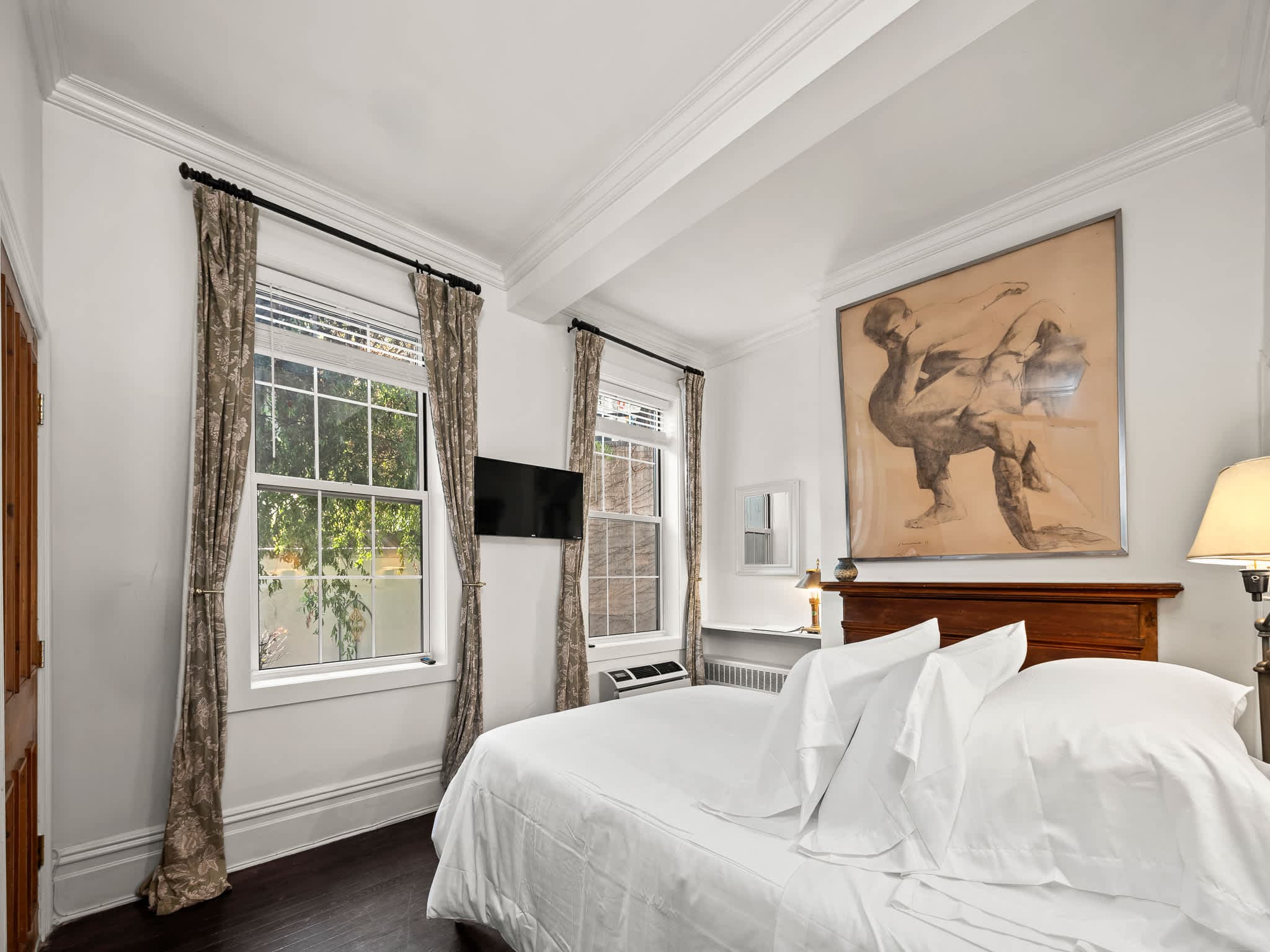 The Stonewell Suite | West Village | Refined Apartment photo 7