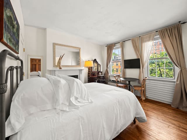 Image of Living and Sleeping space #1
