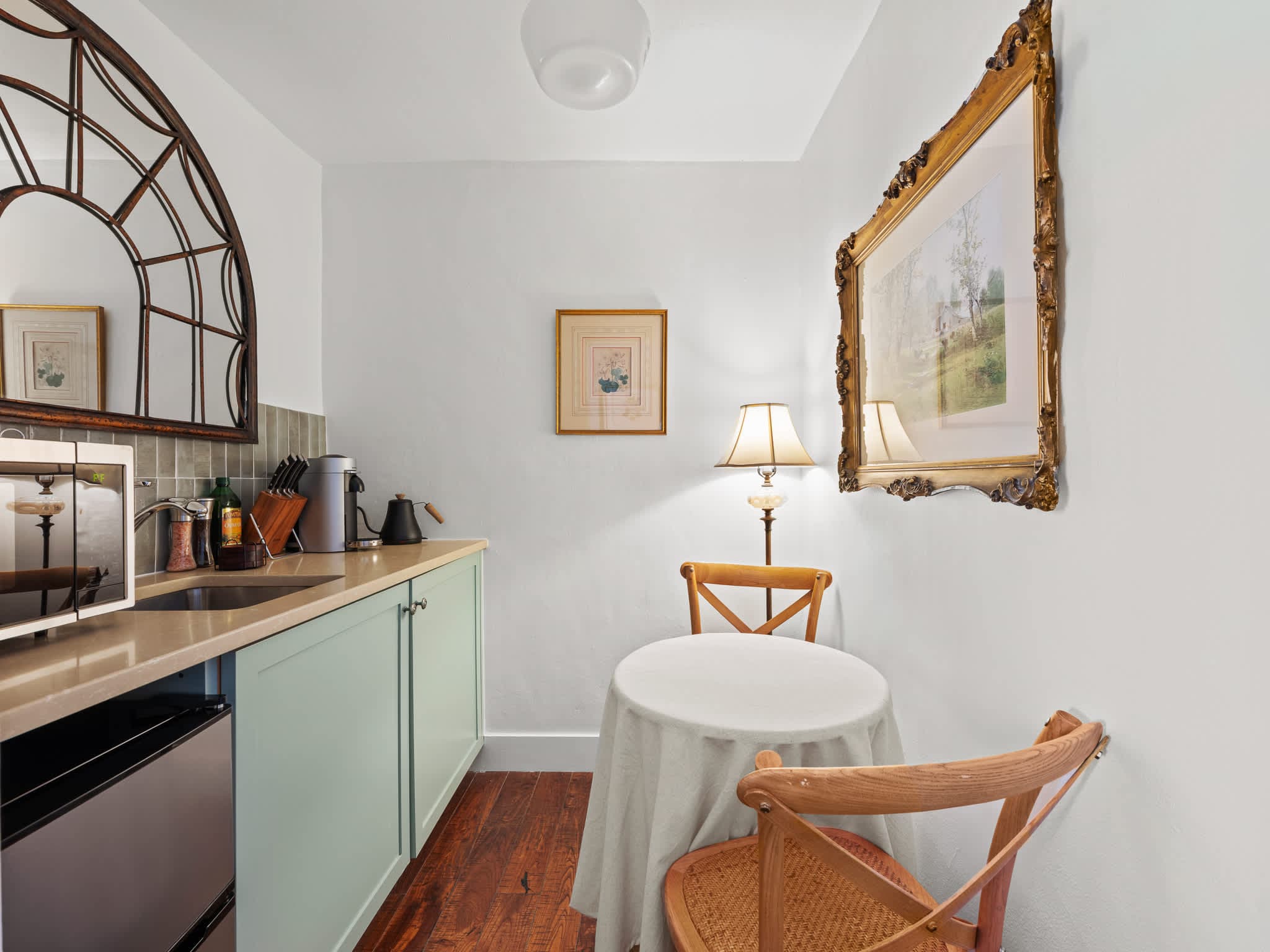 The Maine | West Village | Charming Studio with Fireplace photo 4