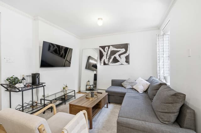 Image of Living space #2