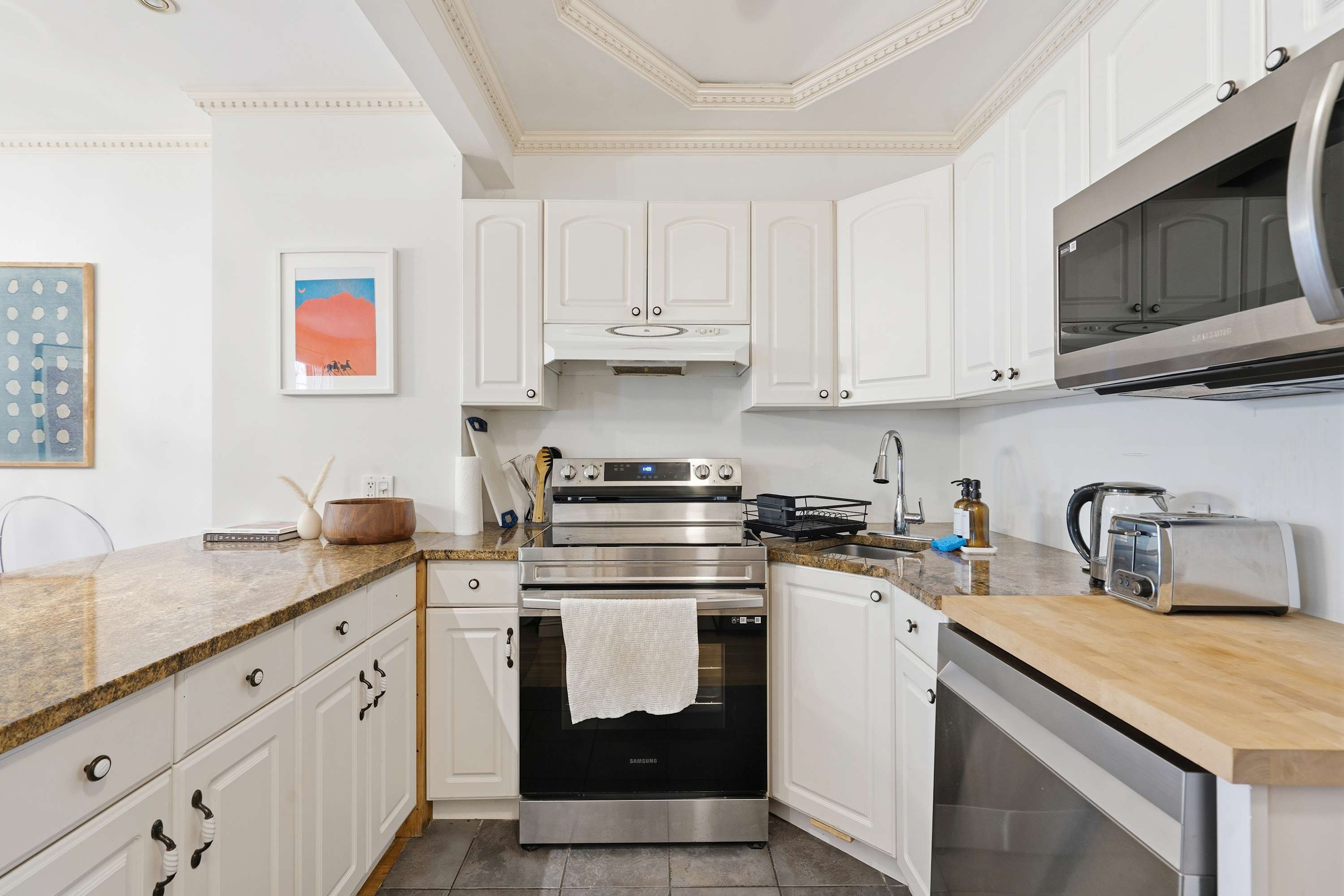 Williamsburg Place | Williamsburg | Cozy Apartment photo 17