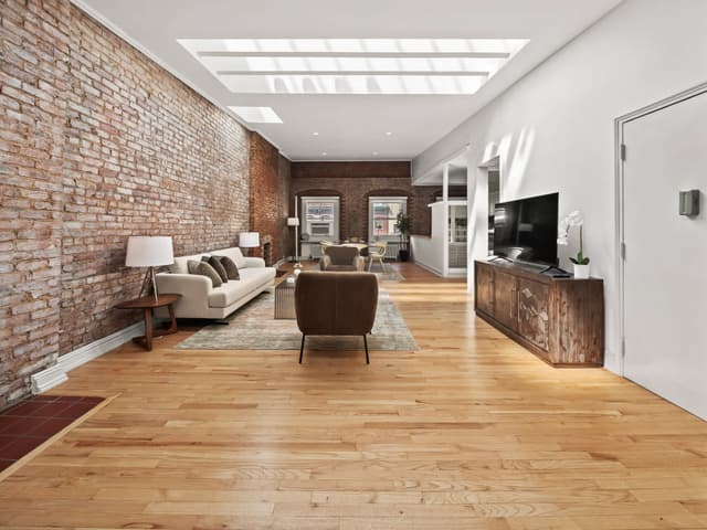 Image of Living space #2
