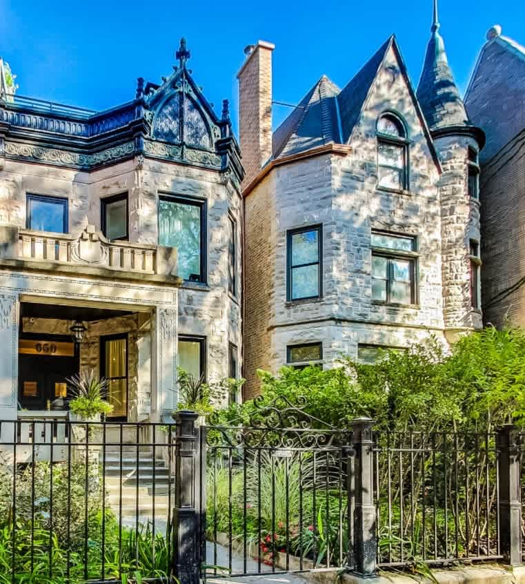 Wrightwood Place | Lincoln Park | Elegant Apartment main photo