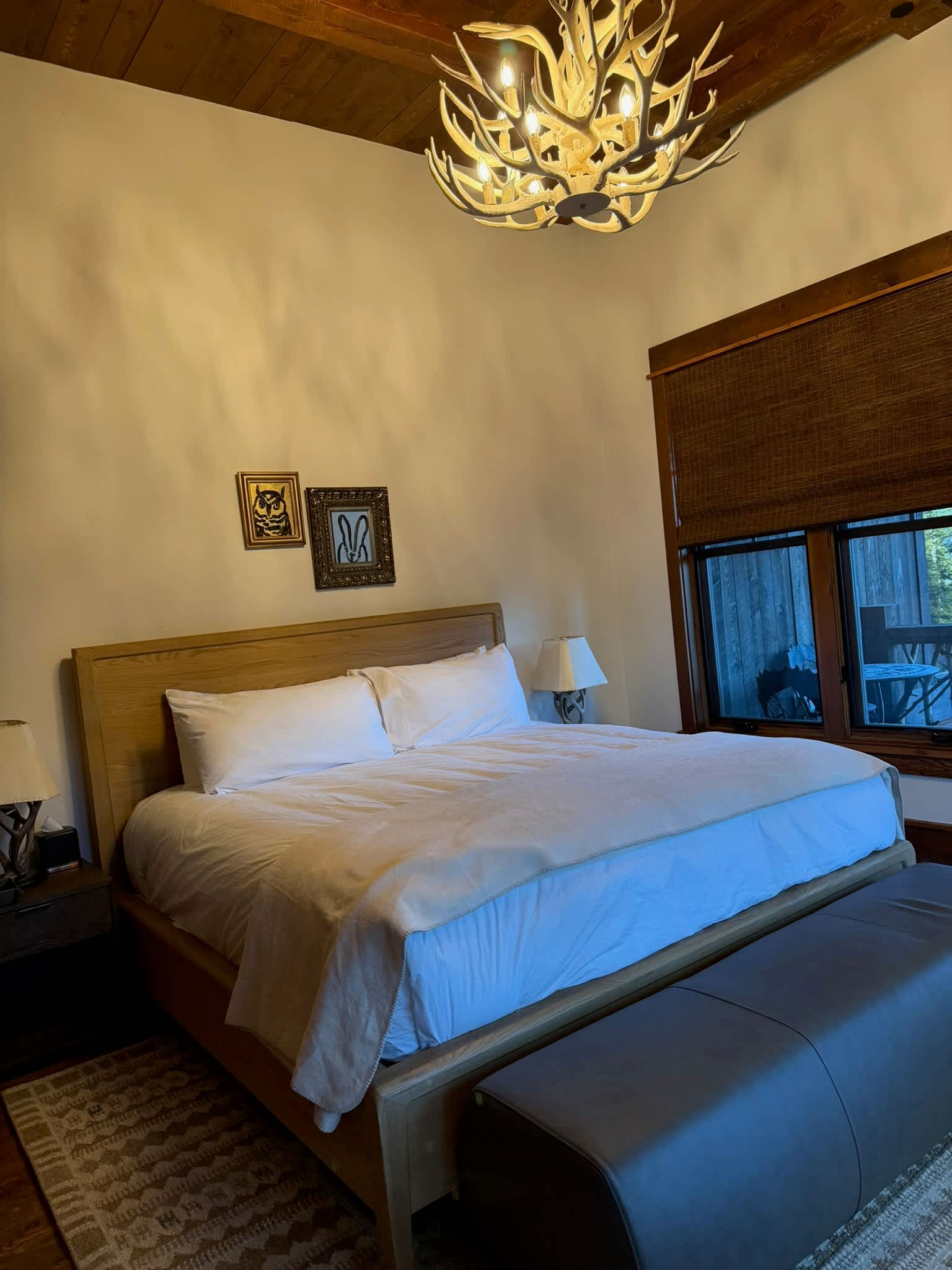 Renegade Cabin | Big Sky | Luxury Ski-In/Out Retreat with Hot Tub & BBQ photo 3