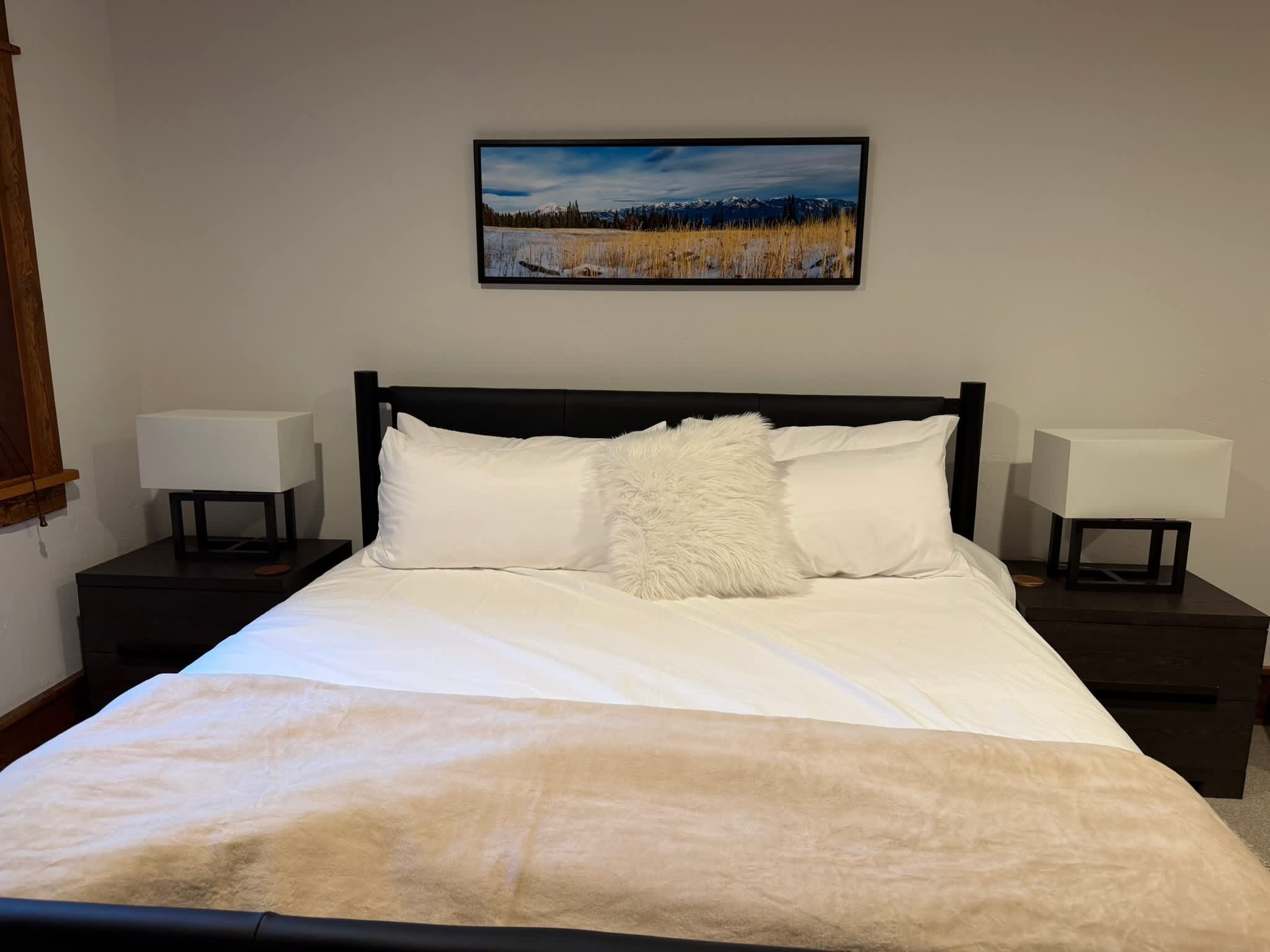 Renegade Cabin | Big Sky | Luxury Ski-In/Out Retreat with Hot Tub & BBQ photo 8