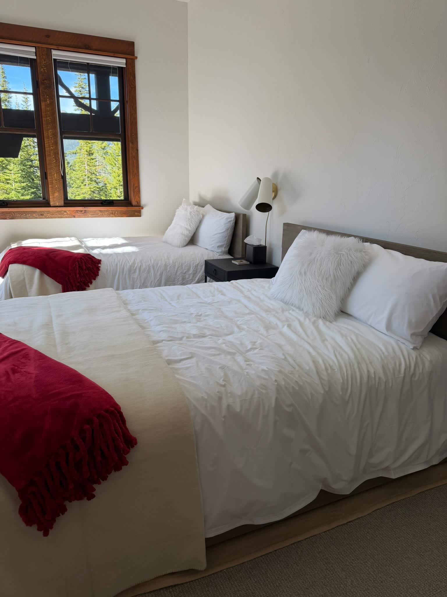 Renegade Cabin | Big Sky | Luxury Ski-In/Out Retreat with Hot Tub & BBQ photo 9