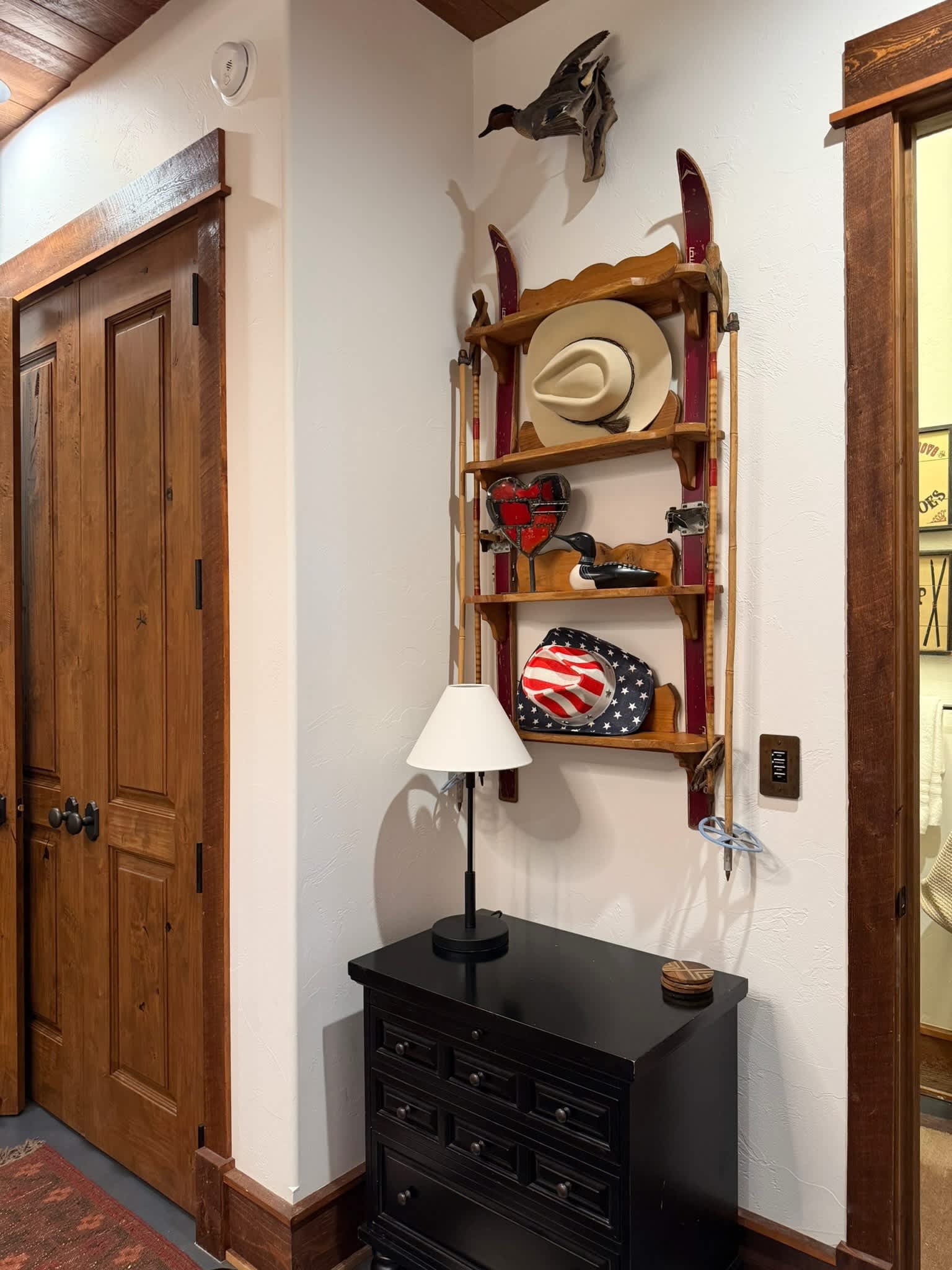Renegade Cabin | Big Sky | Luxury Ski-In/Out Retreat with Hot Tub & BBQ photo 10