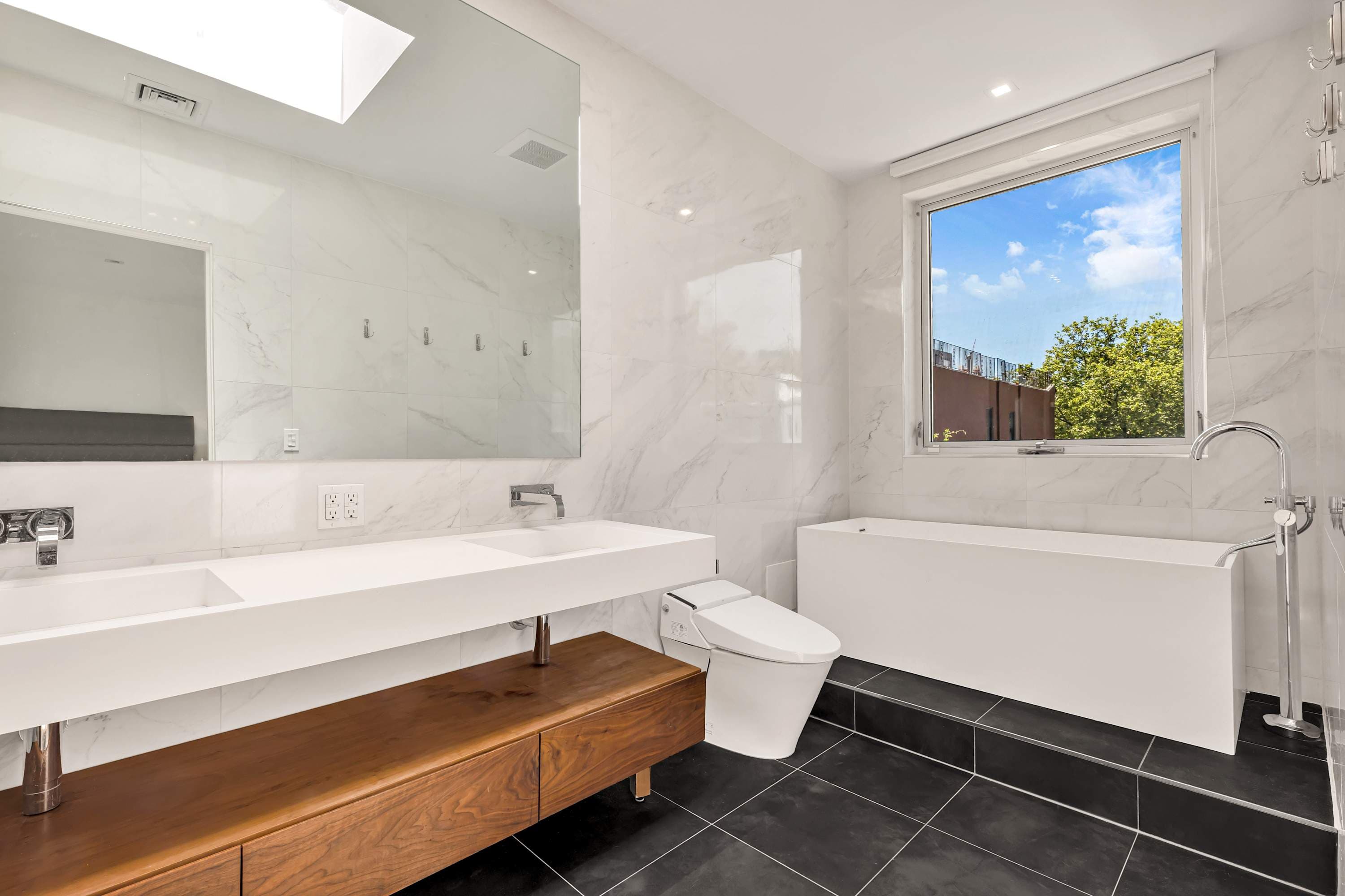 Clinton Grove II | Clinton Hill | Luxury Townhouse photo 14