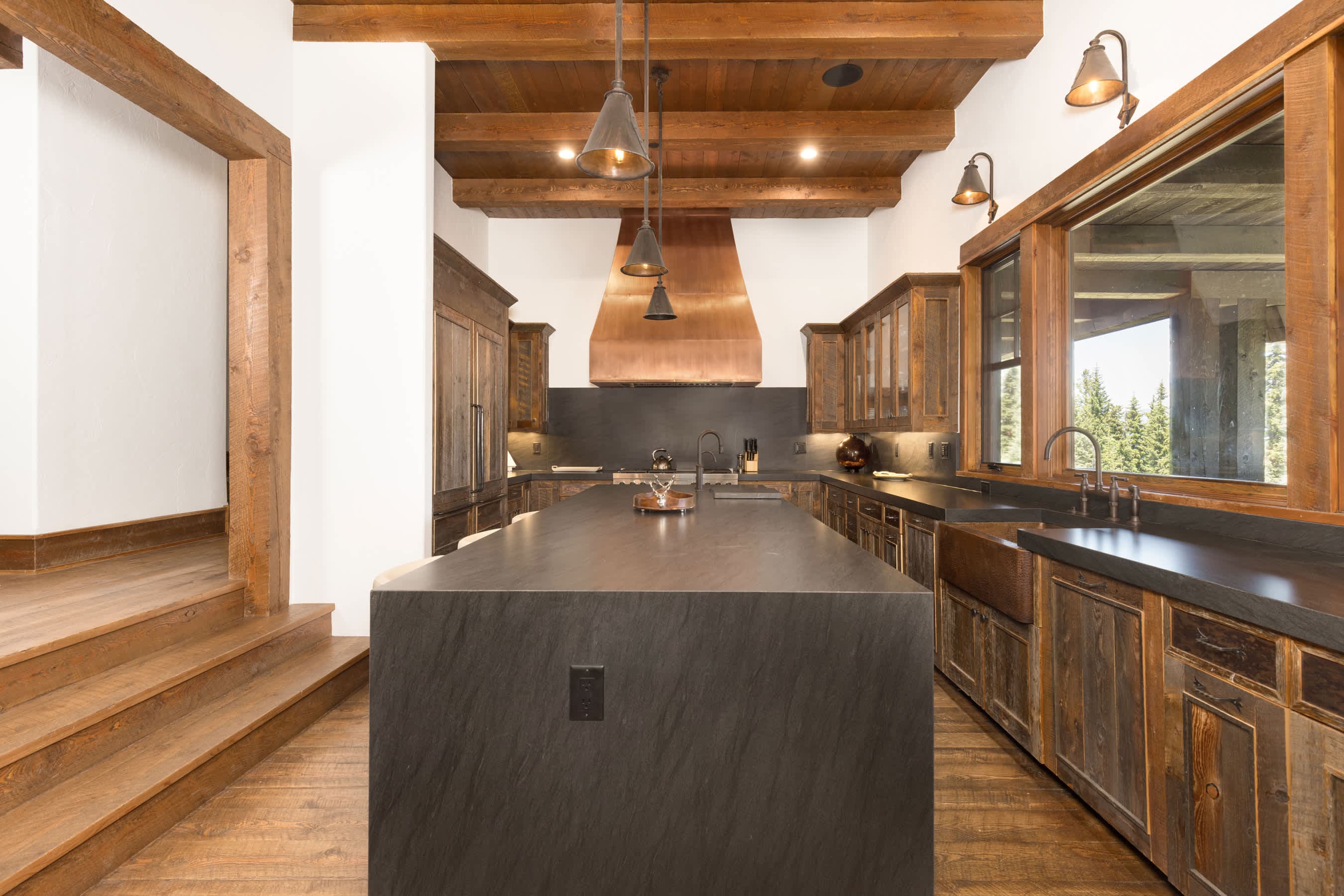 Renegade Cabin | Big Sky | Luxury Ski-In/Out Retreat with Hot Tub & BBQ photo 15