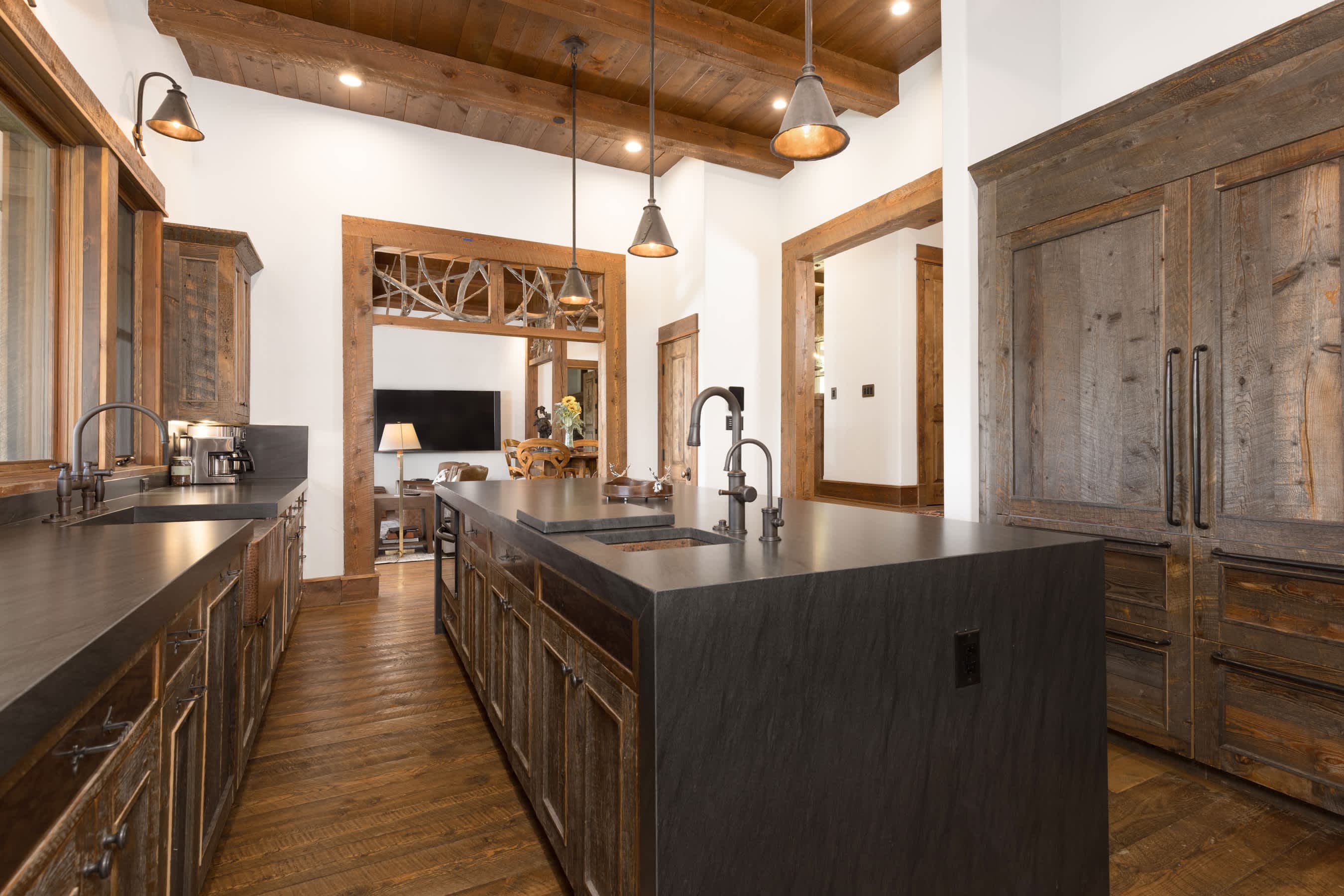 Renegade Cabin | Big Sky | Luxury Ski-In/Out Retreat with Hot Tub & BBQ photo 17
