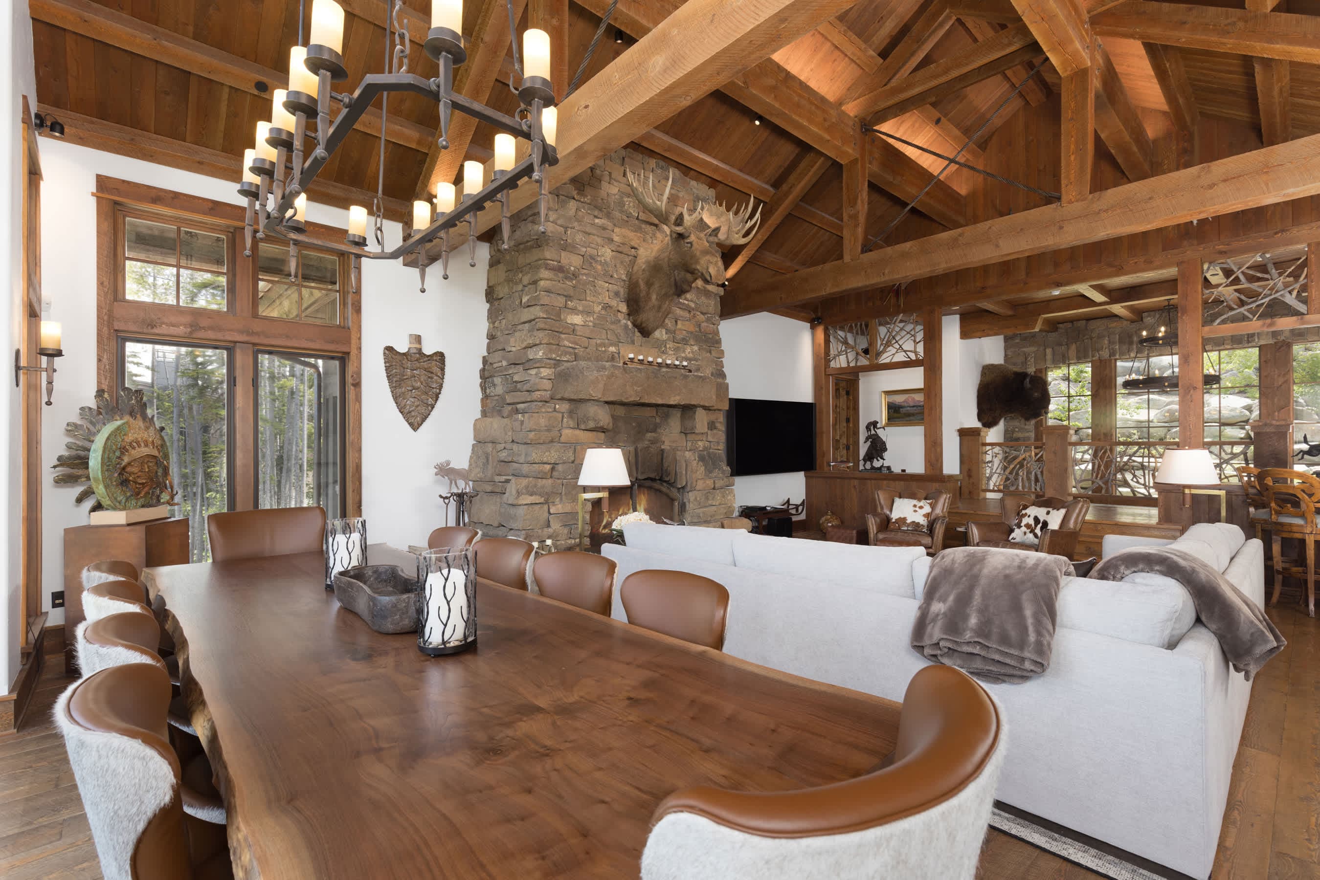 Renegade Cabin | Big Sky | Luxury Ski-In/Out Retreat with Hot Tub & BBQ photo 10
