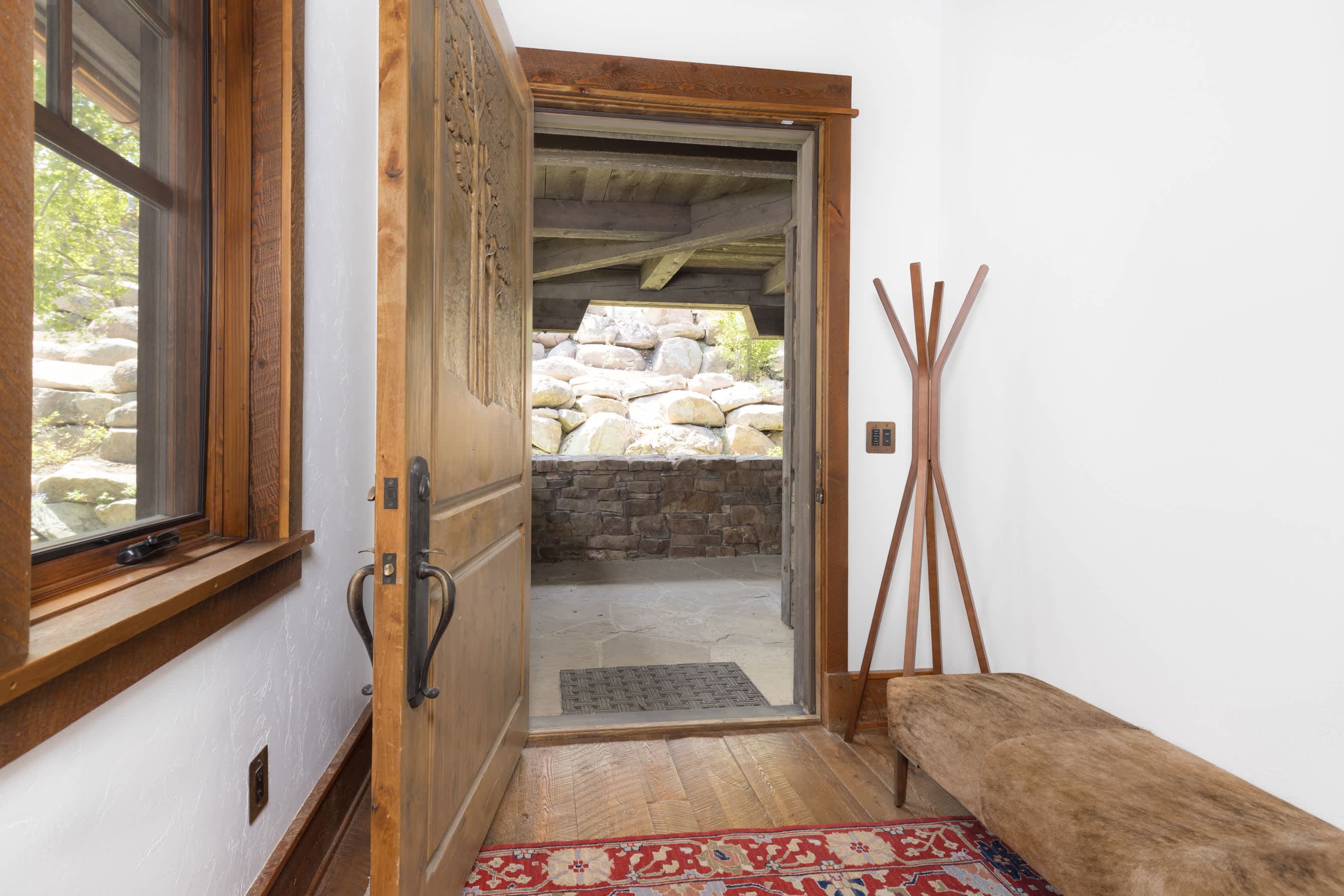 Renegade Cabin | Big Sky | Luxury Ski-In/Out Retreat with Hot Tub & BBQ photo 11