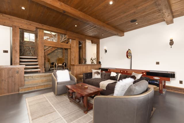 Image of Living space #12