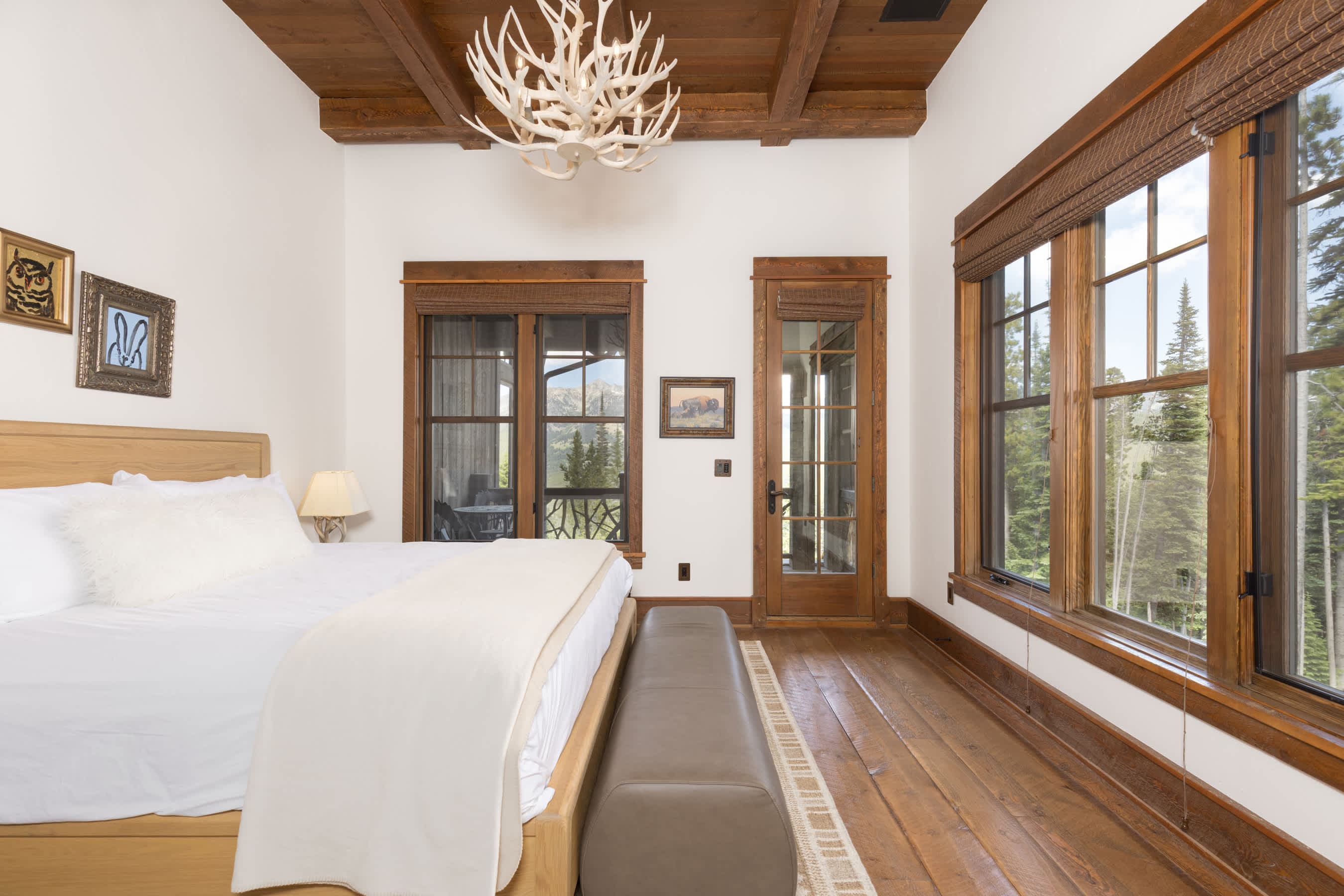 Renegade Cabin | Big Sky | Luxury Ski-In/Out Retreat with Hot Tub & BBQ photo 39