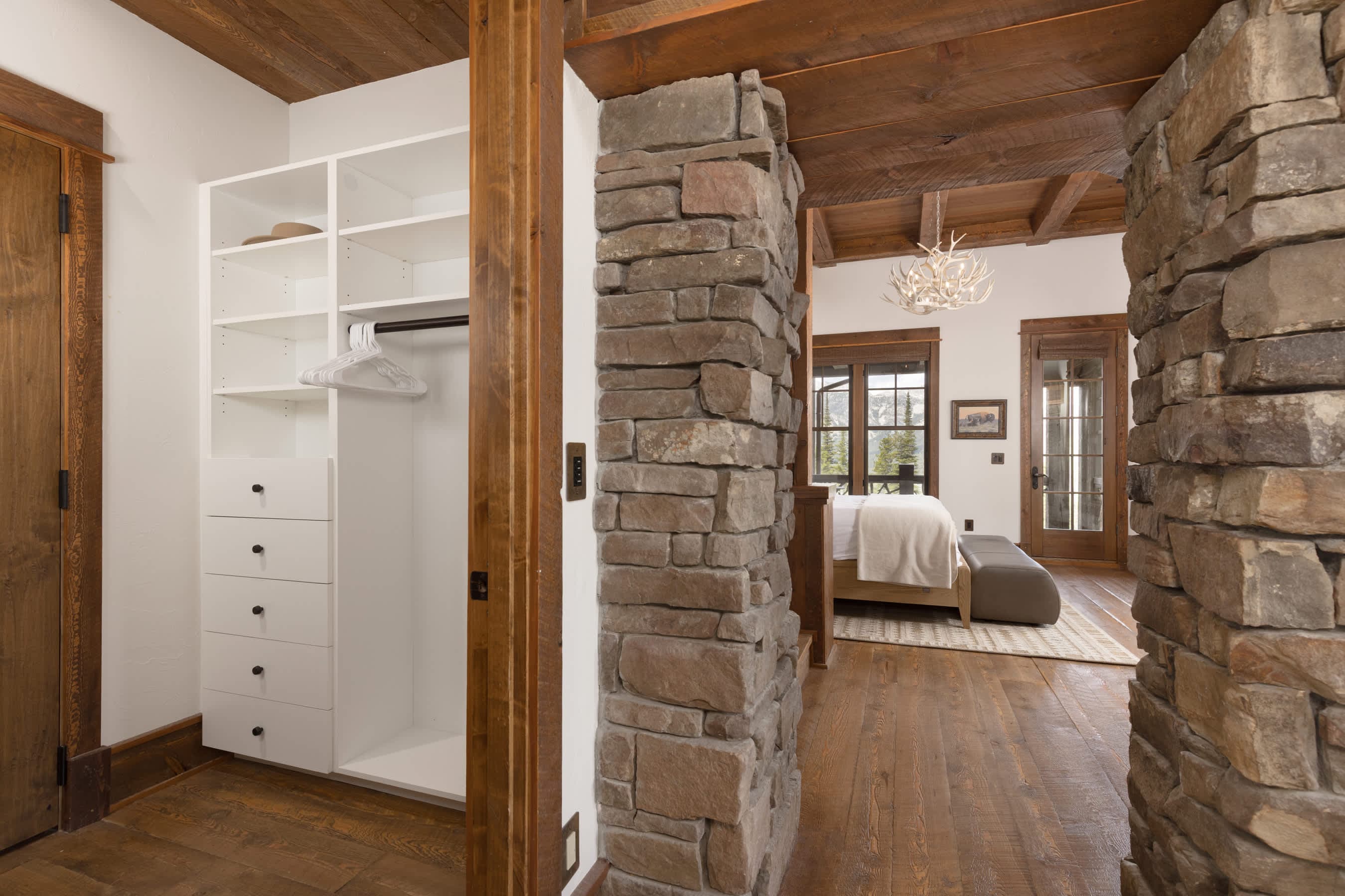 Renegade Cabin | Big Sky | Luxury Ski-In/Out Retreat with Hot Tub & BBQ photo 42