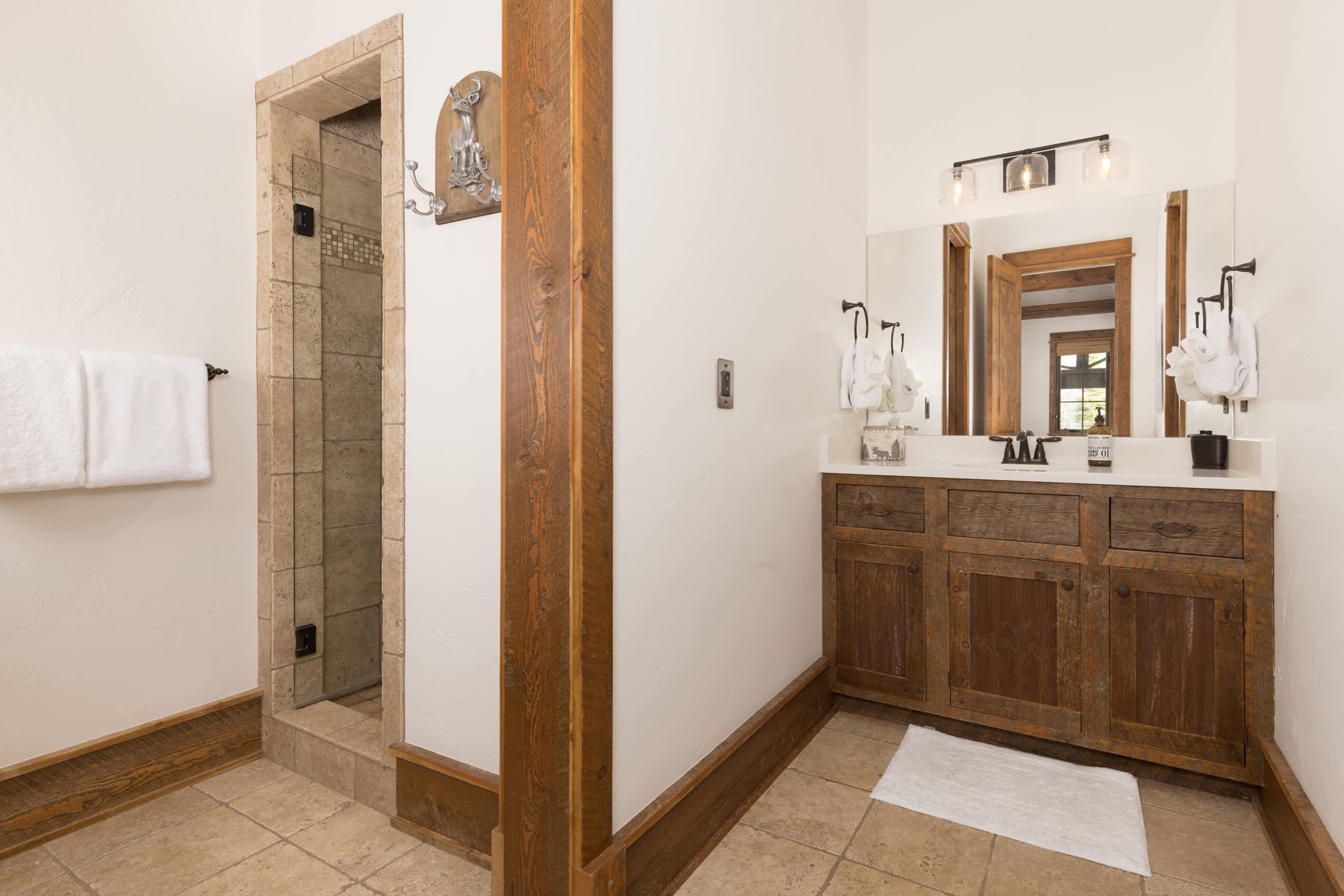 Renegade Cabin | Big Sky | Luxury Ski-In/Out Retreat with Hot Tub & BBQ photo 49