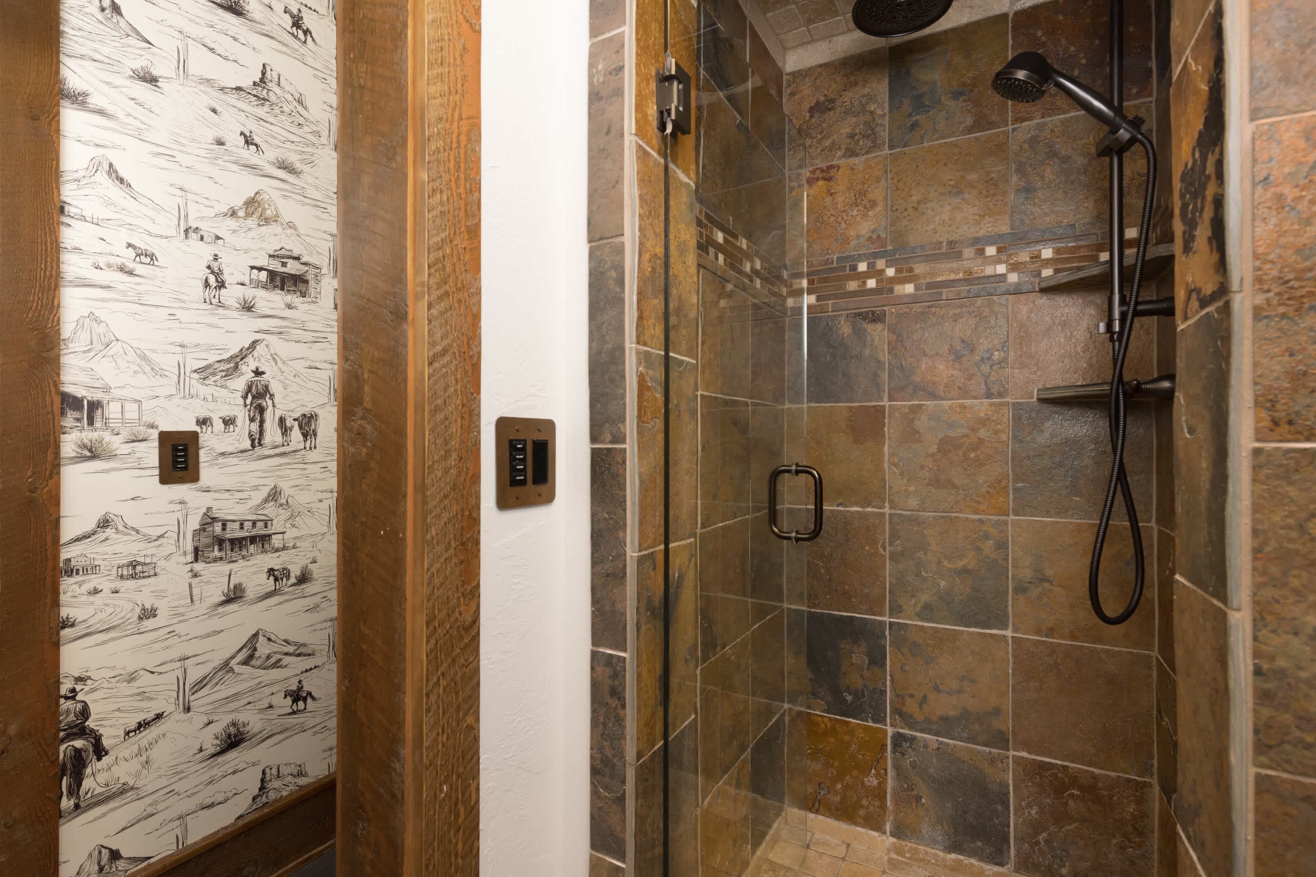 Renegade Cabin | Big Sky | Luxury Ski-In/Out Retreat with Hot Tub & BBQ photo 63