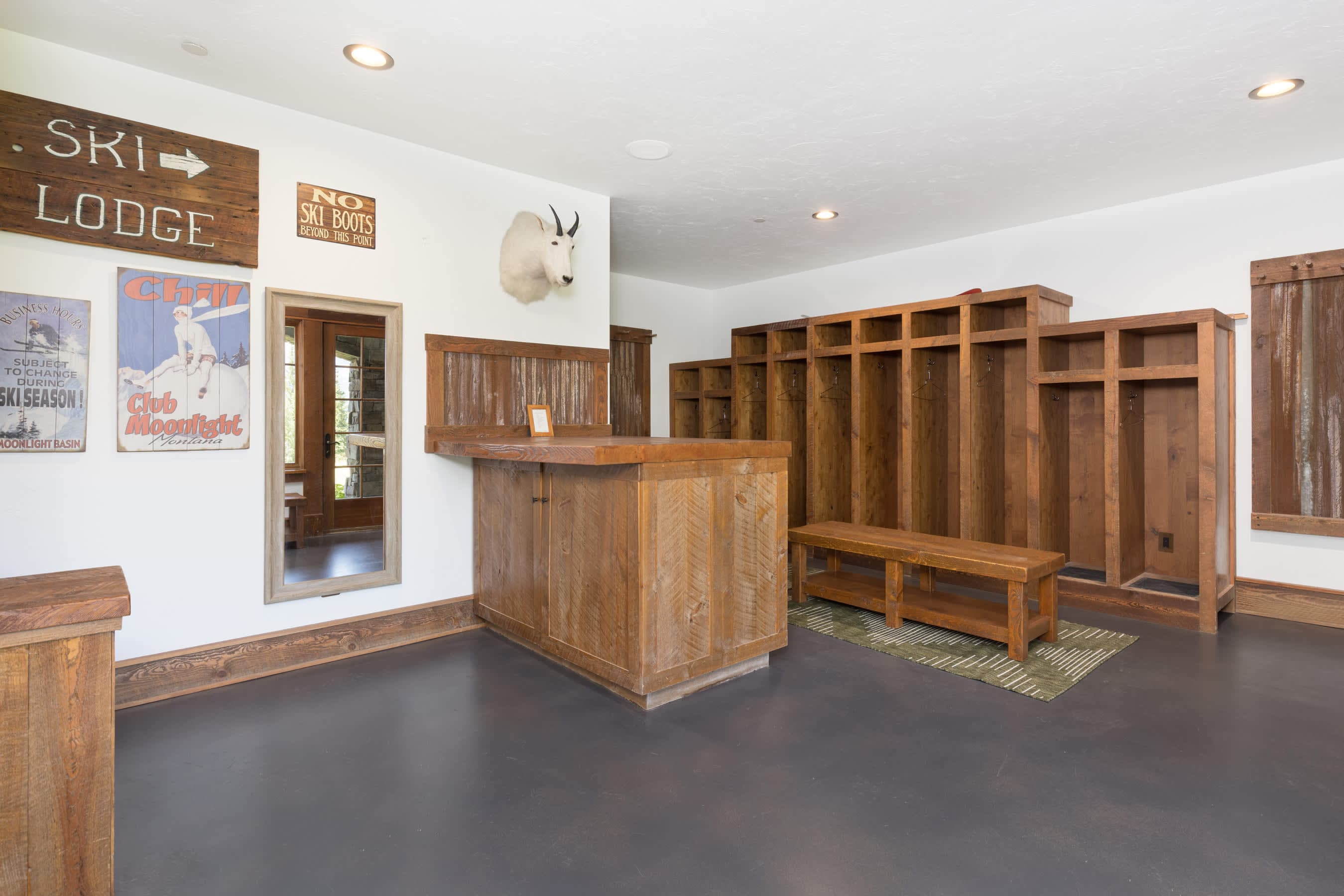 Renegade Cabin | Big Sky | Luxury Ski-In/Out Retreat with Hot Tub & BBQ photo 73