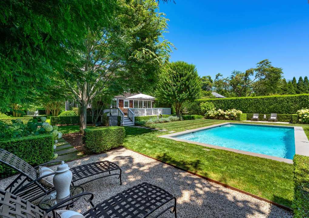 Hidden Grove | East Hampton | Garden Retreat with Pool photo 2