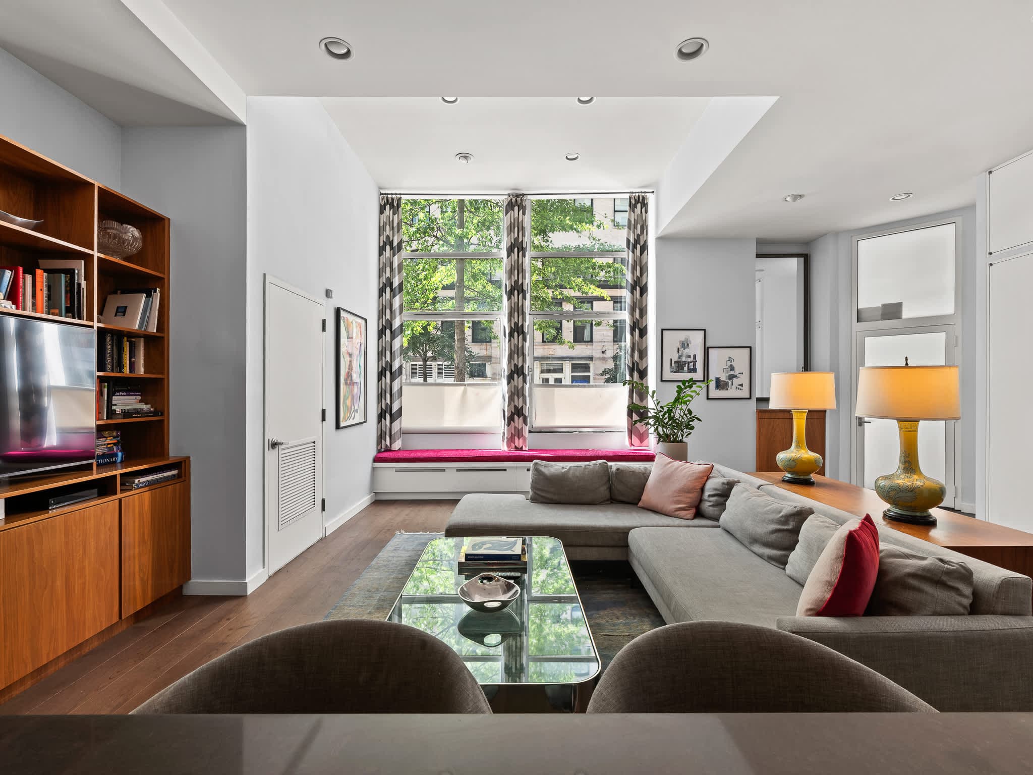 Vestry Place | Tribeca | Spacious Modern Duplex photo 4