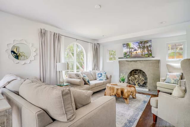 Image of Living space #2