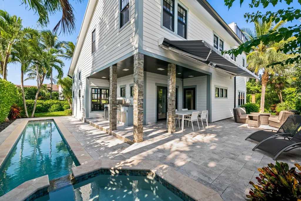 The Ridge House | Ocean Ridge | Coastal Villa photo 2