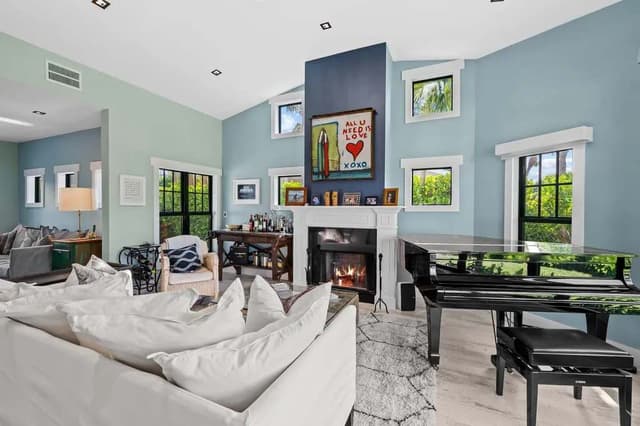 Image of Living space #4