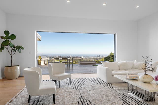 Image of Living space #2