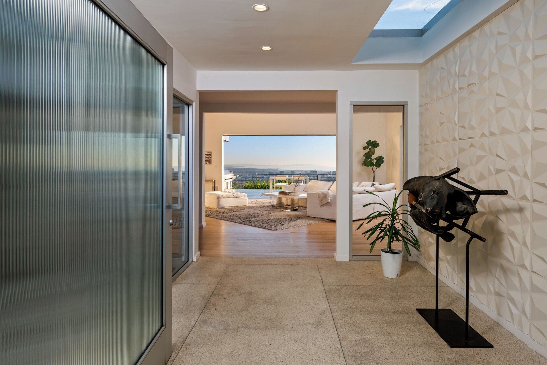 Angelo Estate | Beverly Hills | Private Estate w/Pool and Spa photo 9