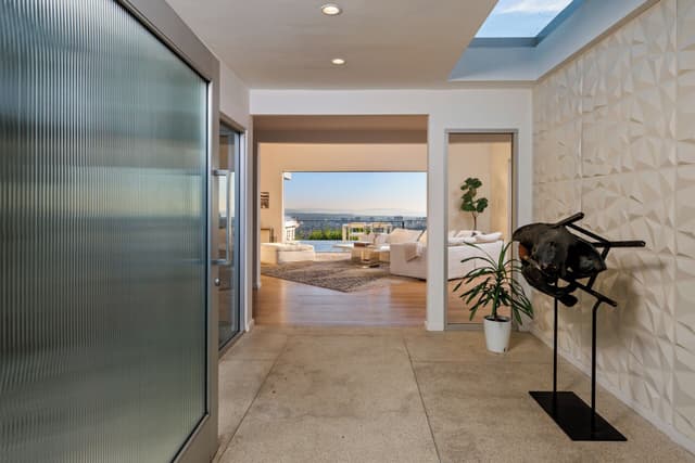 Image of Living space #6