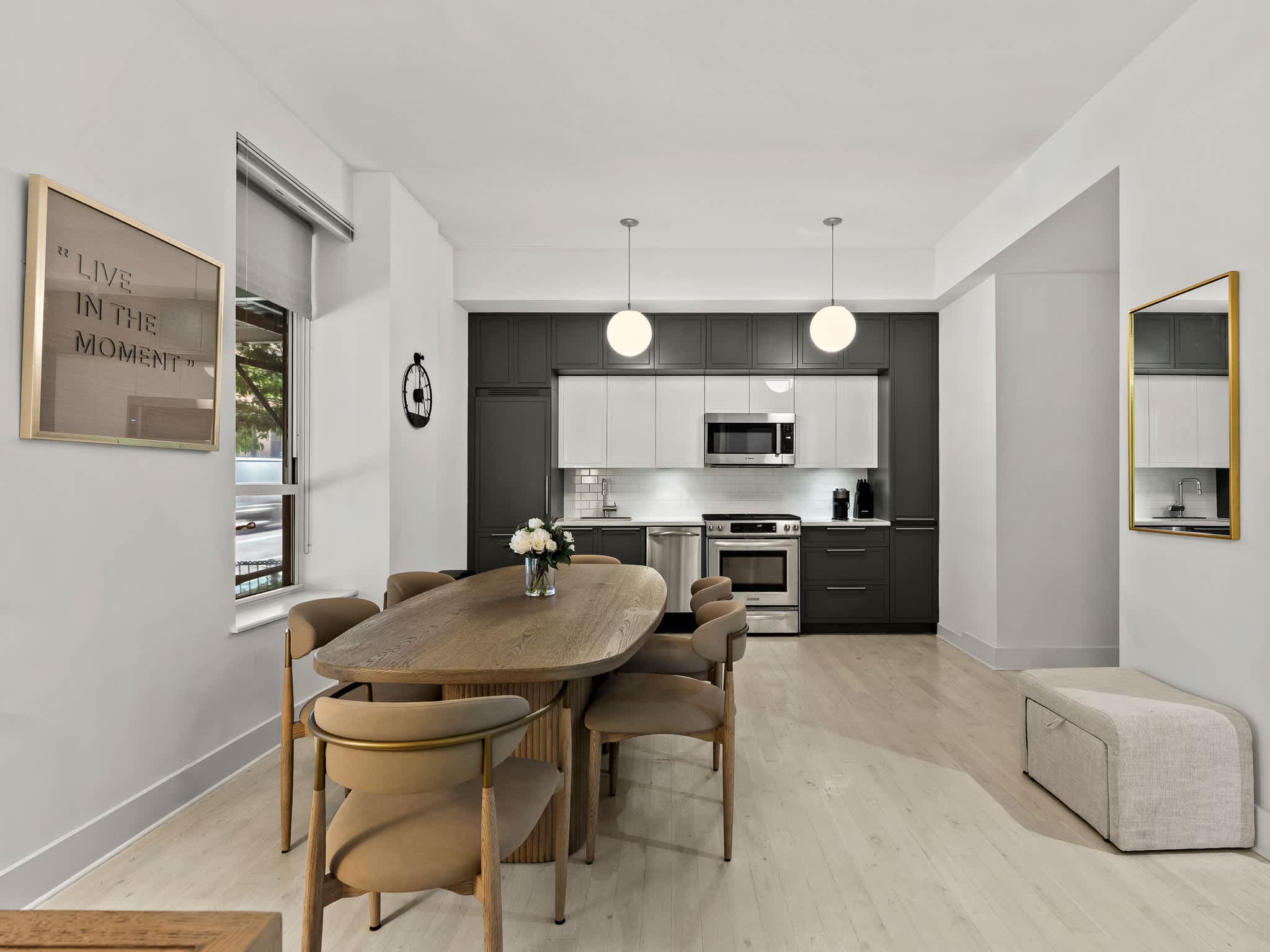 The Briar | Hell's Kitchen | Chic Apartment photo 8