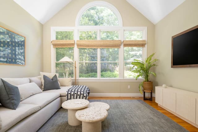 Image of Living space #3