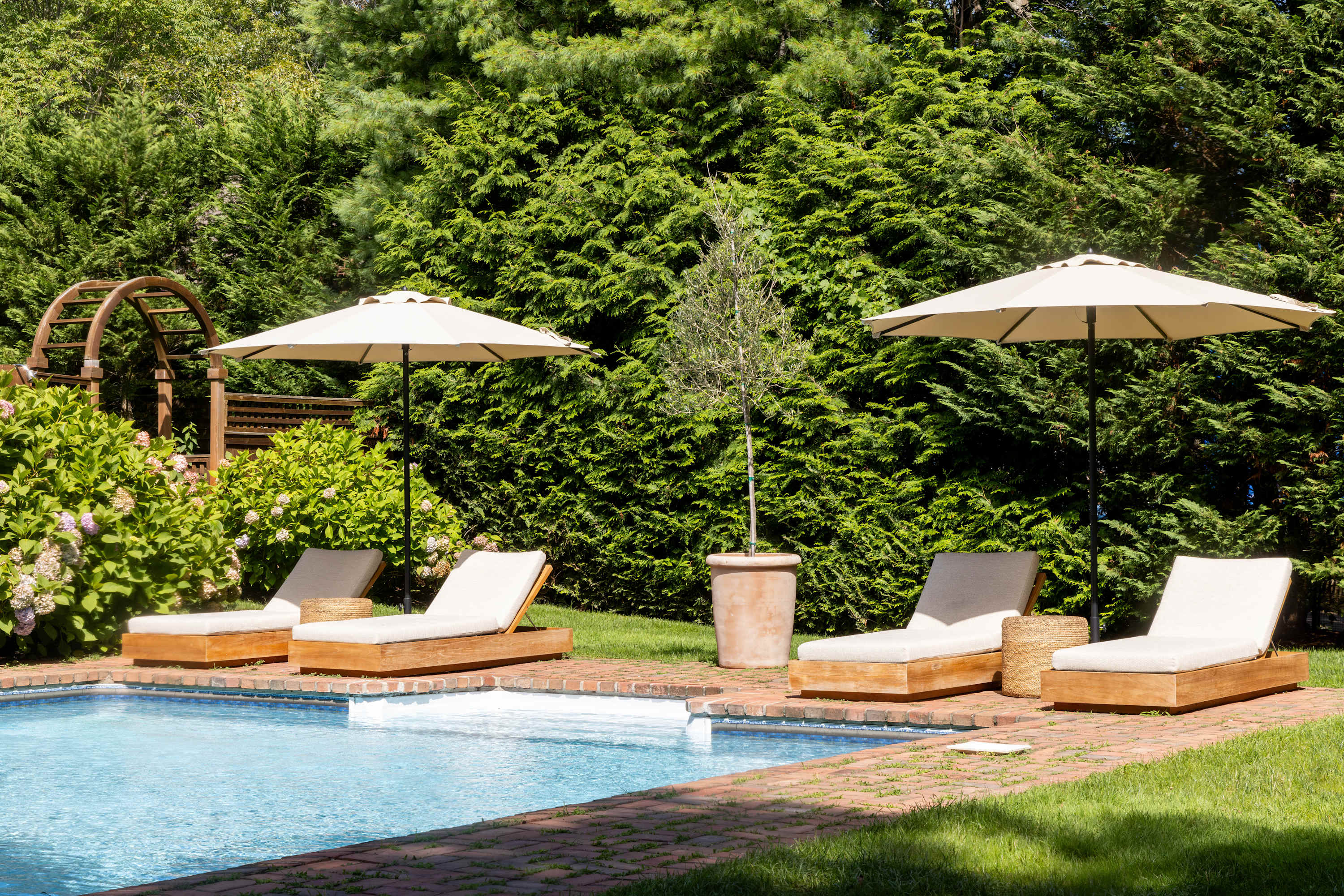 Abrahams Grove | East Hampton | Private Retreat with Heated Pool photo 2