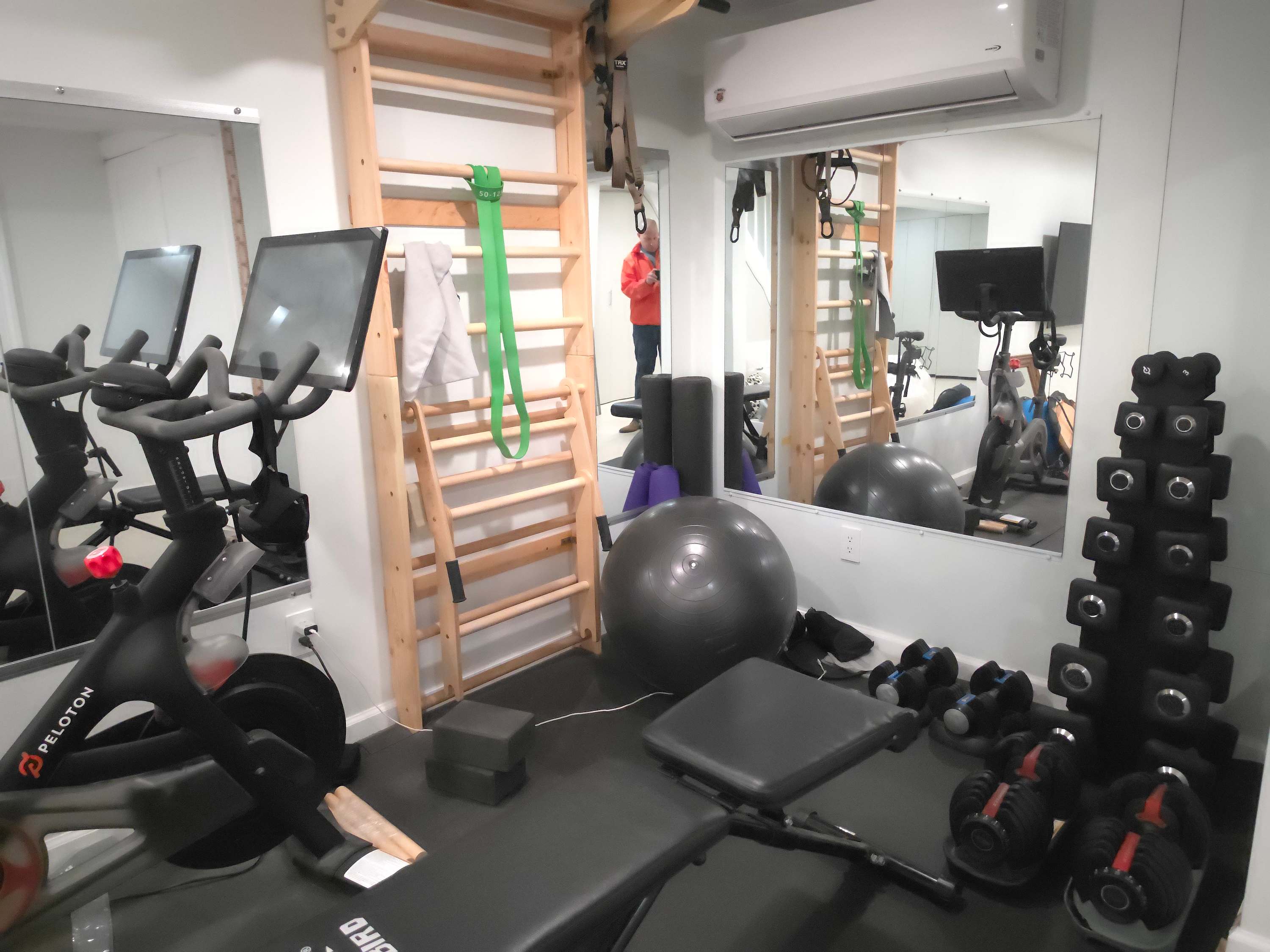 Stuy House | Stuyvesant | Bright Home w/ Gym & Outdoor Space photo 5