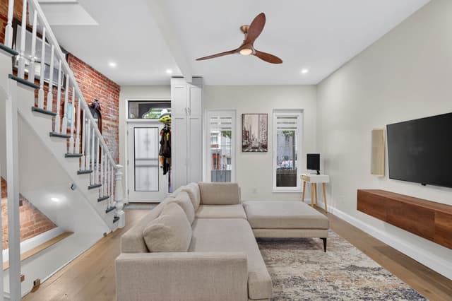 Image of Living space #7