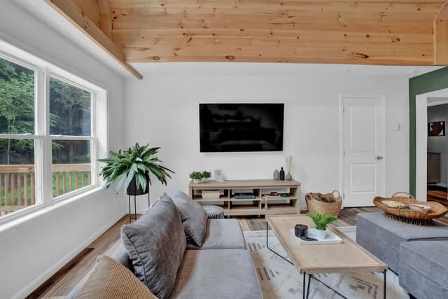 Image of Living space #4