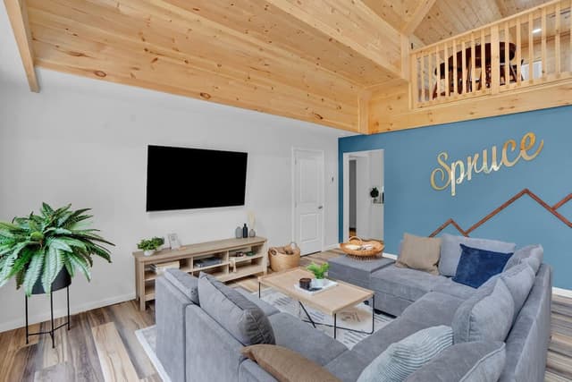 Image of Living space #2