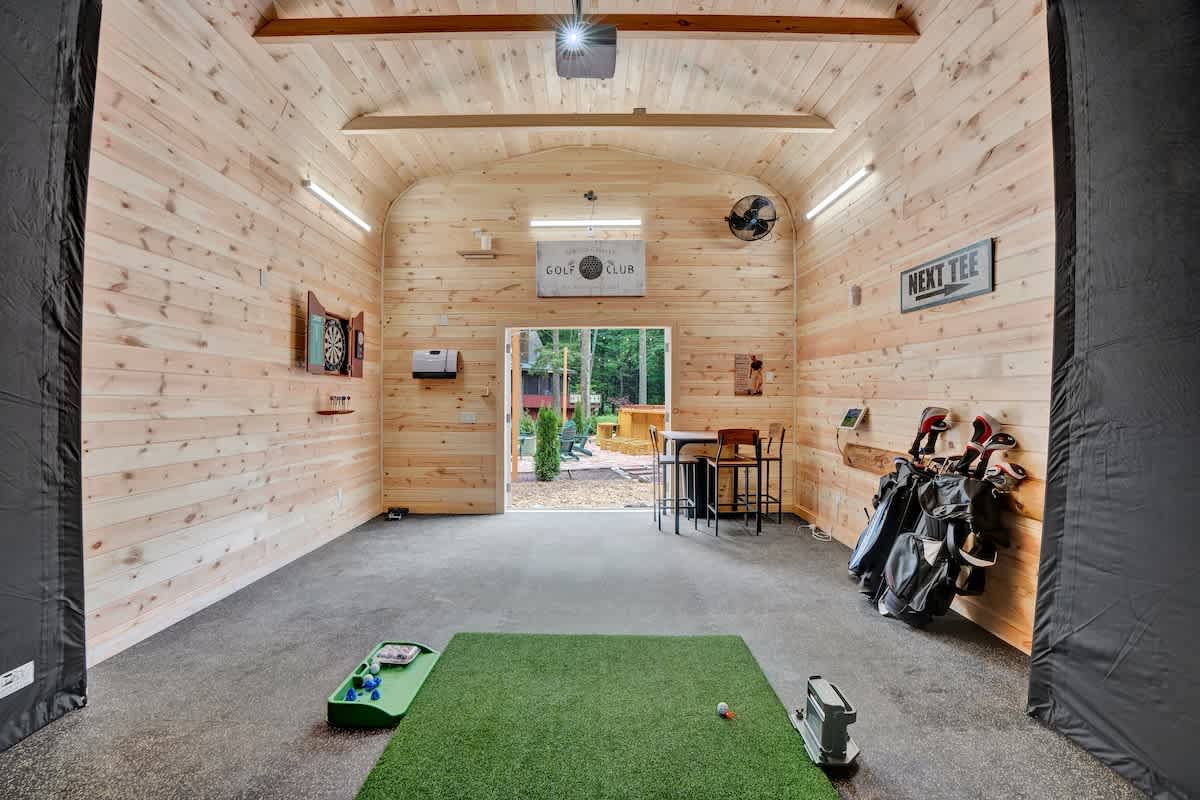 Spruce Chalet | Blakeslee | Luxury Retreat with Private Spa & Golf Simulator photo 60