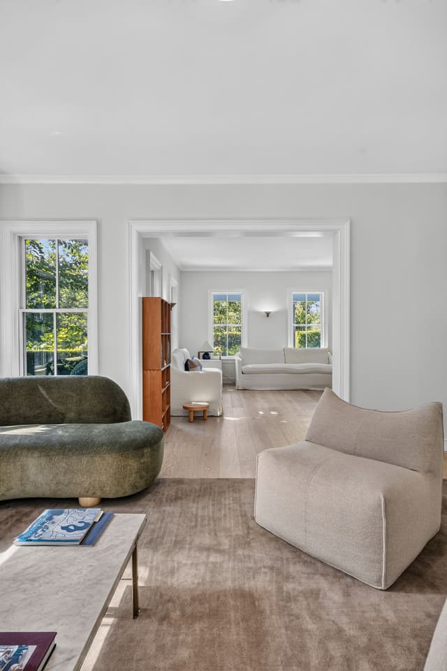 Image of Living space #6