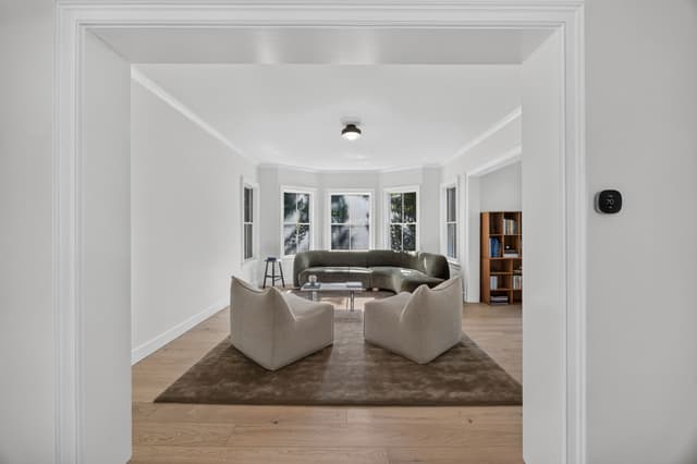 Image of Living space #8