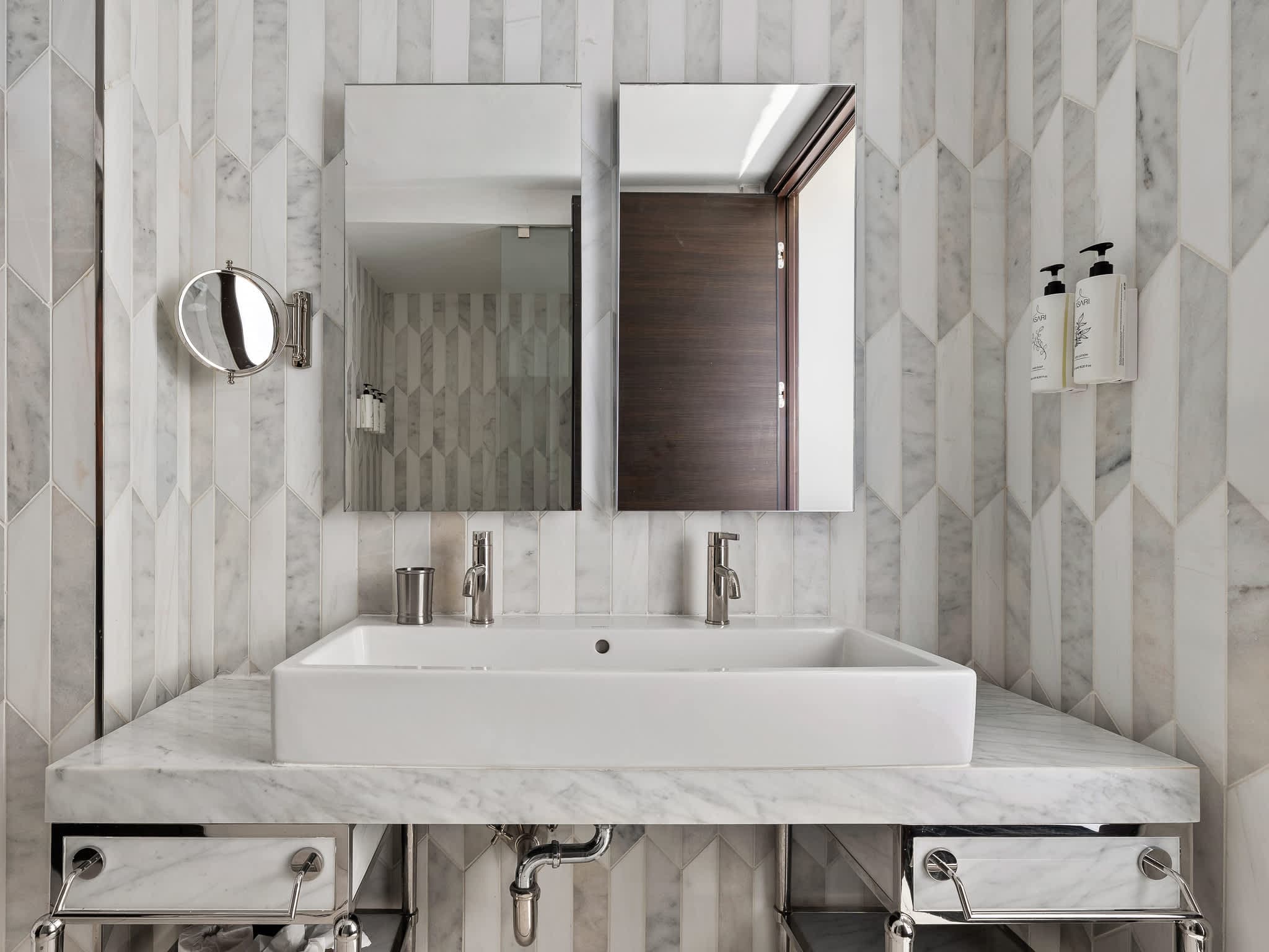Marmara Place 1103 | Kips Bay | Studio Loft photo 11
