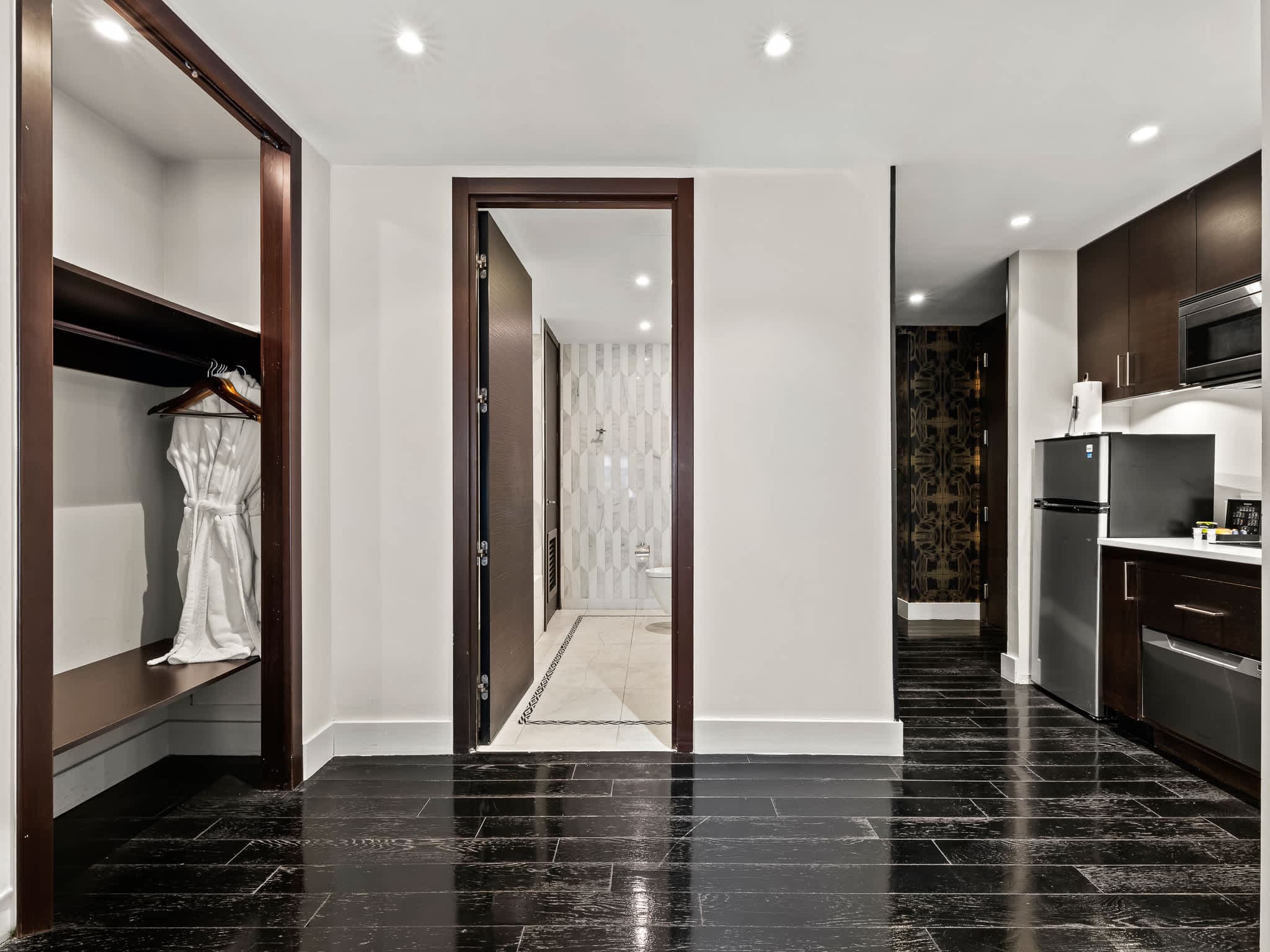 Marmara Place 1103 | Kips Bay | Studio Loft photo 16