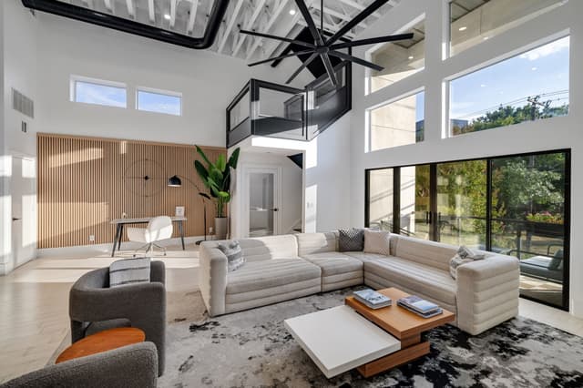Image of Living space #1