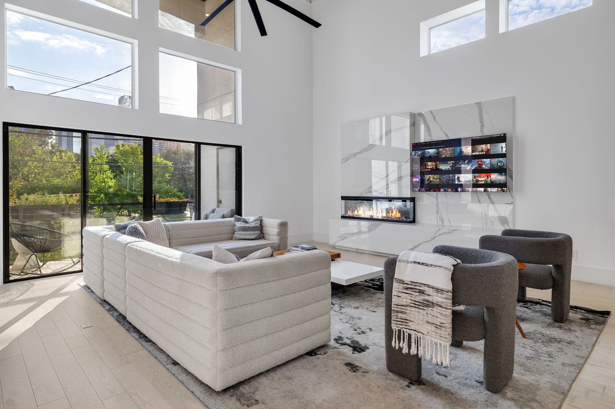 Ellum House | Deep Ellum | Villa with Private Pool, Game Room & Zen Garden photo 10