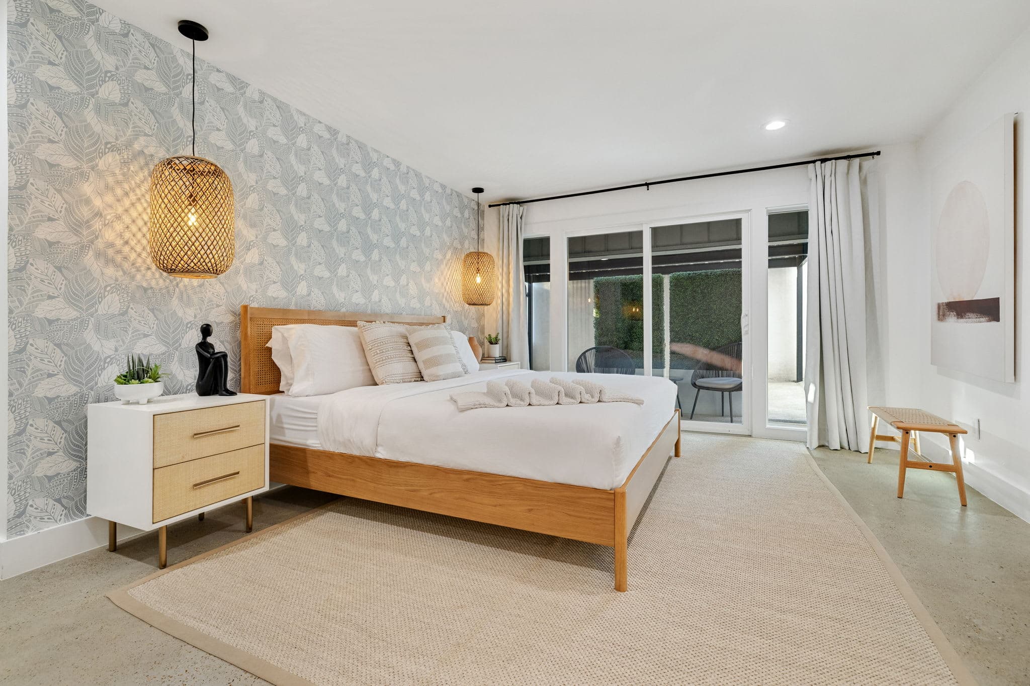 Ellum House | Deep Ellum | Villa with Private Pool, Game Room & Zen Garden photo 40