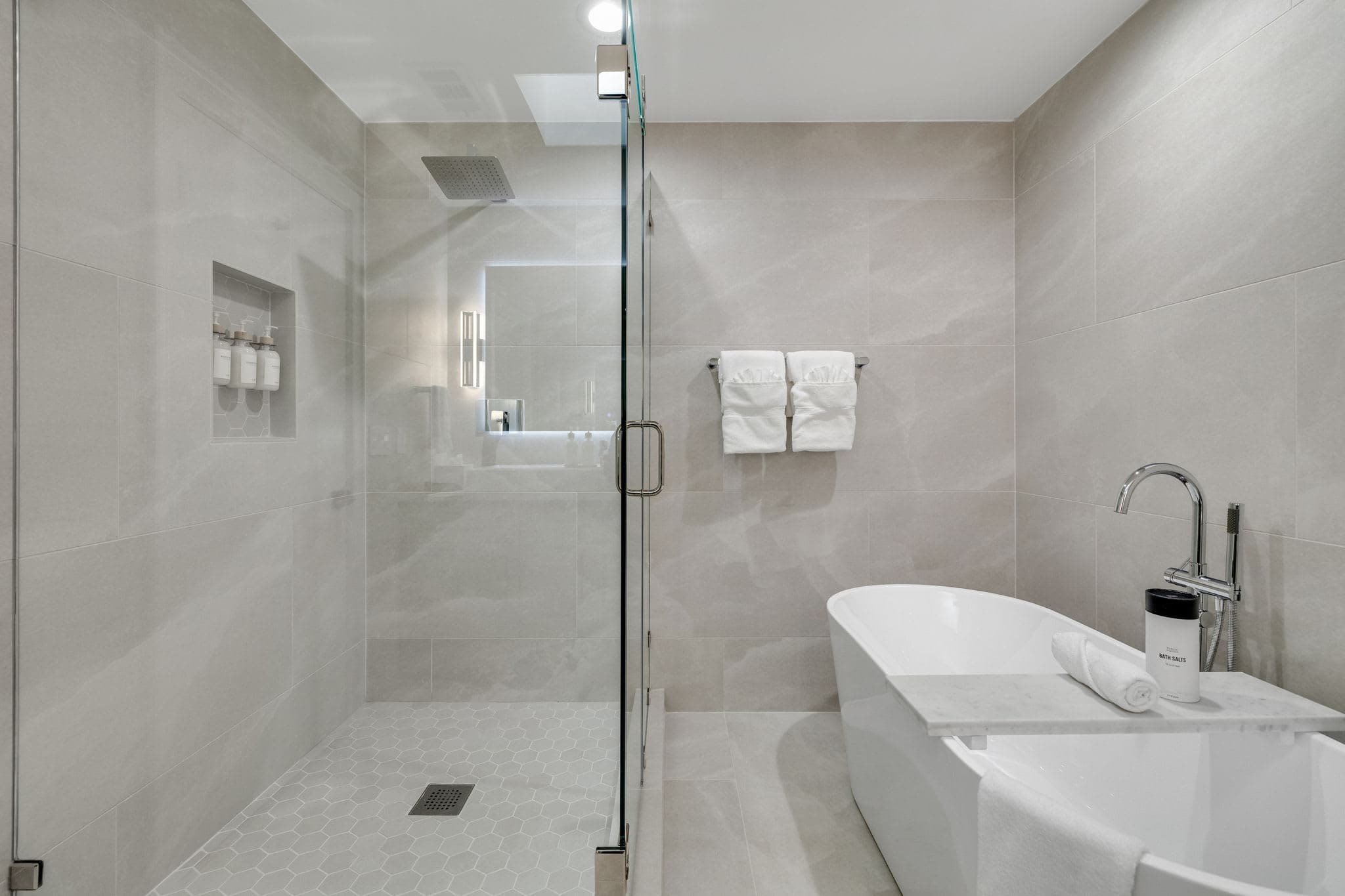 Ellum House | Deep Ellum | Villa with Private Pool, Game Room & Zen Garden photo 50